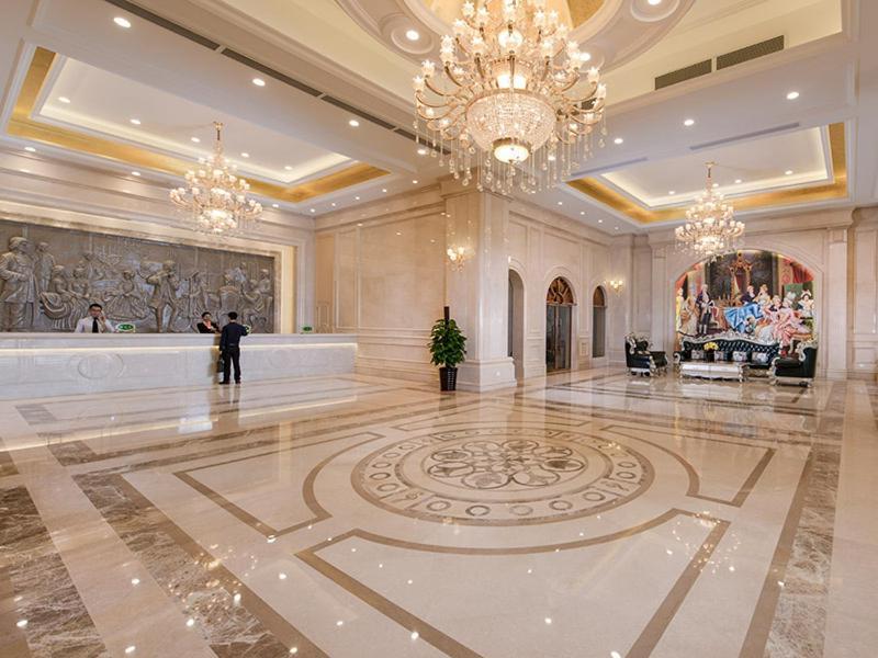 Vienna Hotel Guangzhou Baiyun Airport Exterior foto